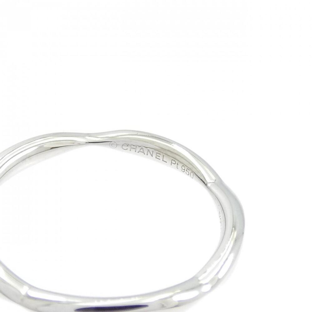 CHANEL Silver Ring - Picture 3 of 4